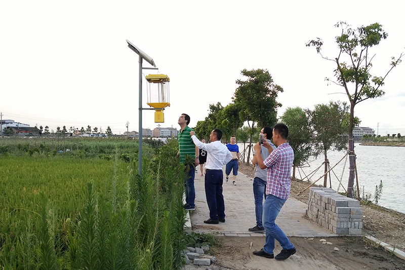 太陽能殺蟲燈參數（以SK-TDZ40為例）